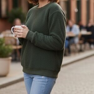 EUC Pullover Universal Thread Crewneck Sweater – Dark Green – Size Large